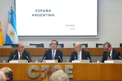 Sturzenegger y esa manía de atacar al trabajador