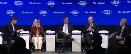 Federico Sturzenegger habló sobre la regulación de la inteligencia artificial en la Argentina