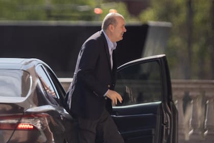 Federico Sturzenegger, hincha de Gimnasia y funcionario de Milei