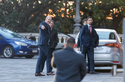 Federico Sturzenegger llega a la Casa Rosada para la jura como ministro