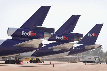 Con una flota de casi 700 aviones, FedEx opera en 220 países y territorios en todo el planeta.