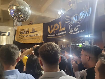 FEL, Somos Libres y UPL Santa Fe son algunas de las agrupaciones liberales que integrarán el frente universitario que se lanzó este sábado