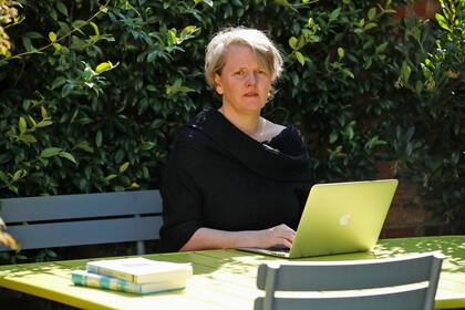 Felicity Callard, una profesora universitaria británica de 49 años que tuvo coronavirus