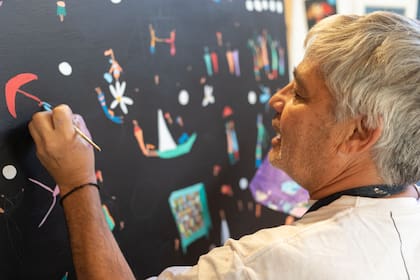 Felipe conoció al pintor Alberto Bruzzone en Mar del Plata y se convirtió en su discípulo.