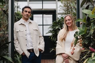 La diseñadora y el arquitecto que transformaron su pasión por los materiales naturales en una filosofía creativa