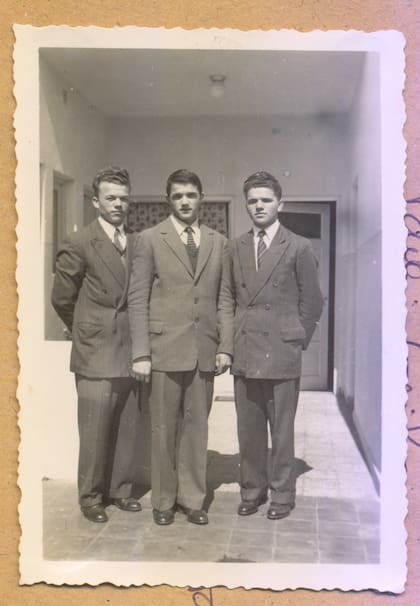 Félix, Antonio y Cirilo Oblak.