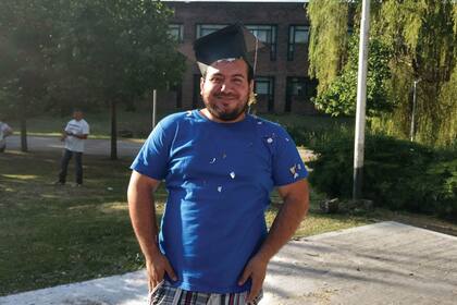 Félix Díaz es licenciado en Ciencias de la Educación y docente de varias materias humanísticas.