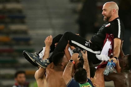 Félix Sánchez Bas, el entrenador español que quiere llevar a Qatar a lo más alto