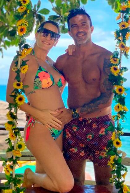 Feliz, Mica Viciconte mostró su incipiente pancita