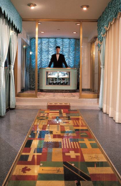 En el Faena Art Center se recreará la Flags Entrance, una alfombra de banderas de todos los países que celebraba la diversidad de Nueva York