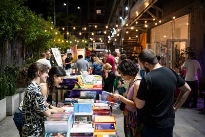Feria del Libro de Humanidades y Ciencias Sociales en el Museo Moderno