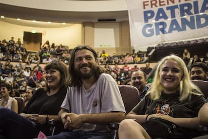 Fernanda Miño, Juan Grabois y la legisladora porteña Ofelia Fernández en la presentación del programa Frente Patria Grande