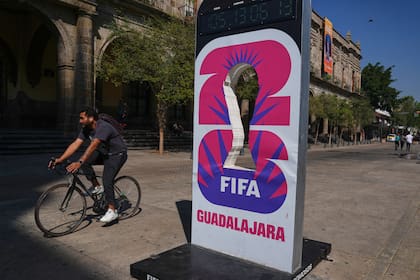 Fernanda Sime sostiene que el Mundial 2026 será muy costoso y tendrá restricciones por la política migratoria