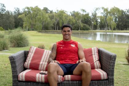 Fernández Cedrés, en el oasis de Canelones, antes de emprender la vuelta a Avellaneda