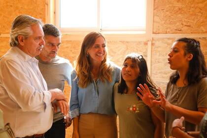 Fernández esta tarde en Punta Indio junto a la diputada Victoria Tolosa Paz y al ministro Juan Zabaleta. 