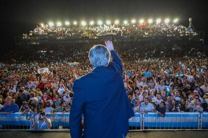Fernández estuvo en el Chaco, otra vez rodeado de gobernadores peronistas