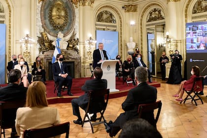 Alberto Fernández presentó el proyecto de reforma judicial y la comisión de juristas