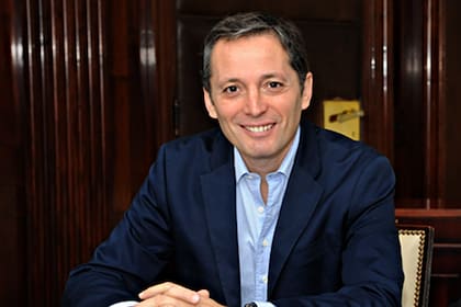 Fernando Gray, vice del PJ bonaerense, resiste en los tribunales el desembarco de Máximo.