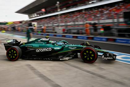 Fernando Alonso, a bordo de su Aston Martin: el español seguirá en el equipo y podría correr su última temporada en la Fórmula 1 en 2026