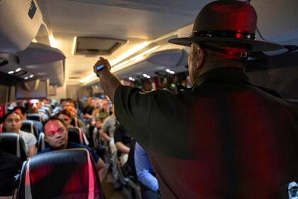 Fernando Artese fue detenido por contar con una multa pasada de US$250 por conducir sin licencia de conducir. Luego de pagarla, quedó a manos de agentes del ICE