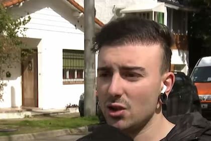 Fernando, de 20 años, le pidió el departamento prestado a un amigo, quien lo encontró drogado y con la casa desvalijada