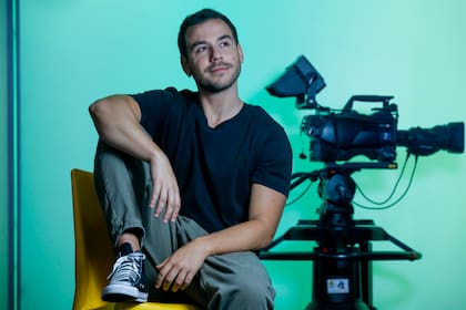 Fernando Dente inició un saludable romance con la cámara