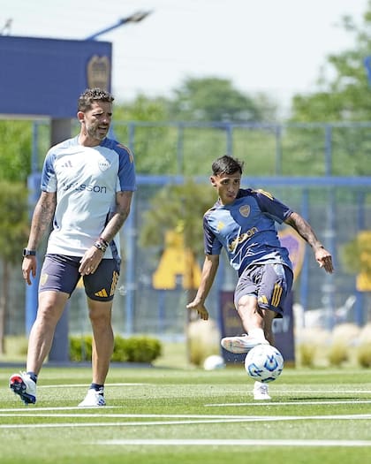 Fernando Gago le daría a Milton Delgado la chance de ser titular ante la lesión de Tomás Belmonte