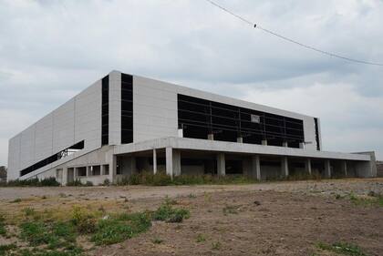 La obra del polideportivo de Esteban Echevarría que quedó paralizada.