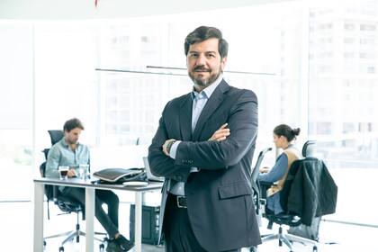 Fernando Marengo: "No hay reservas y hay una deuda comercial con importadores de US$42.000 millones; de alguna forma hay que pagarla"