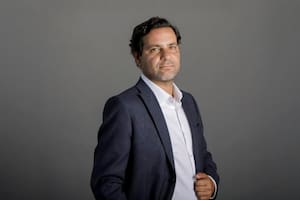 Por qué subió el dólar, según uno de los economistas más populares en redes