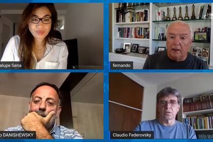 Fernando Niembro y su equipo de trabajo