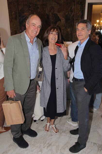 Fernando Sánchez Zinny y María Bartolomé se pusieron al día con Calilo Sielecki.