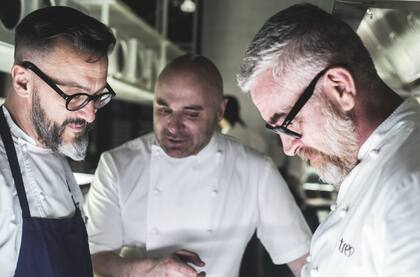Fernando Trocca, Germán Martitegui y Alex Atala, cocinando a seis manos