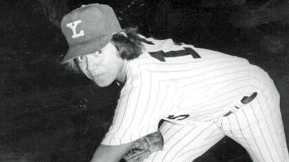 Fernando Valenzuela comenzó su carrera profesional a los 17 años (milb.com)