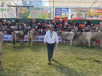 Fernando von Neuforge como jurado bovino