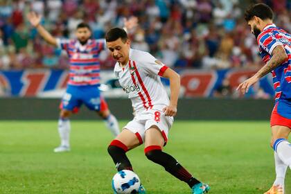 Fernando Zuqui, ex futbolista de Boca, podría regresar a la titularidad este domingo