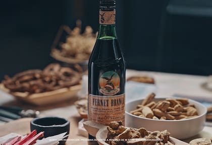 Fernet Branca es la bebida que contiene mirra de Somalía.
