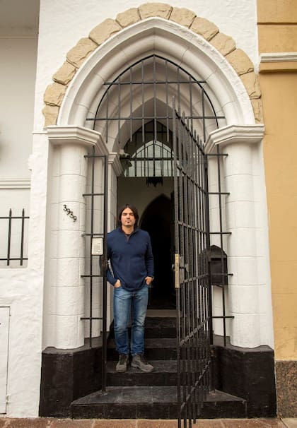 Ferraudi en la puerta del castillo