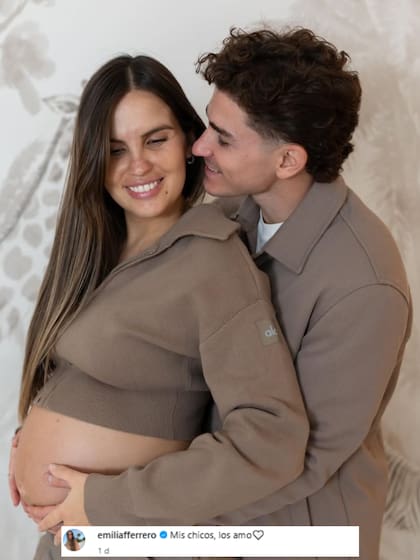 Ferrero también compartió imágenes de la sesión de fotos (Foto: Instagram @emiliafferrero)