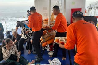 Ferry con más de 350 personas se hunde en el sur de Filipinas; hay 15 muertos