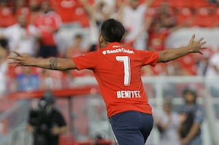 Benítez, de la pesadumbre de Porto Alegre a la contención de su hija