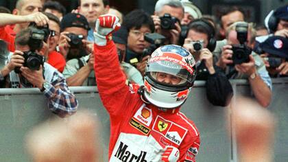 Festeja Schumacher en 1998, la última visita de la F.1