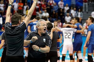 El desborde de Velasco y los entretelones de un triunfo histórico del voleibol