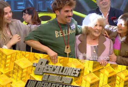 Festejo en familia: Gianluca celebró la victoria con su novia, su abuela y su madre (Foto: captura eltrece)