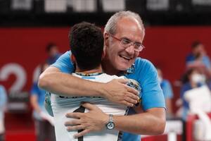 Festejos del seleccionado olímpico de Voley Argentino luego de la victoria frente a Brasil y la obtención de la medalla de Bronce.