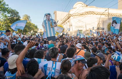 Festejos en Chaco por el triunfo de la selección de Argentina frente a Croacia
