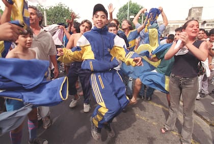 Celebrations in the Bombonera after the victory over Real Madrid