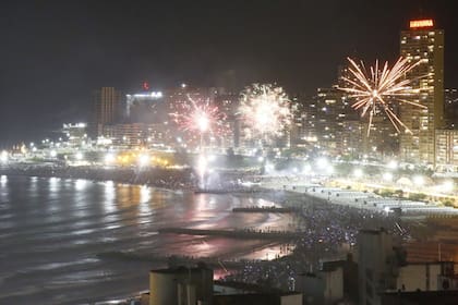 Festejos en las playas de Mar del Plata