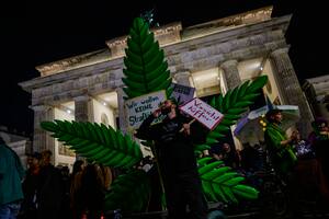 Alemania aprueba una de las leyes de tenencia de marihuana más permisivas de Europa