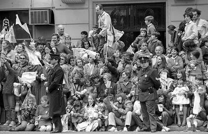 Festejos por la llegada a Buenos Aires del papa Juan Pablo II